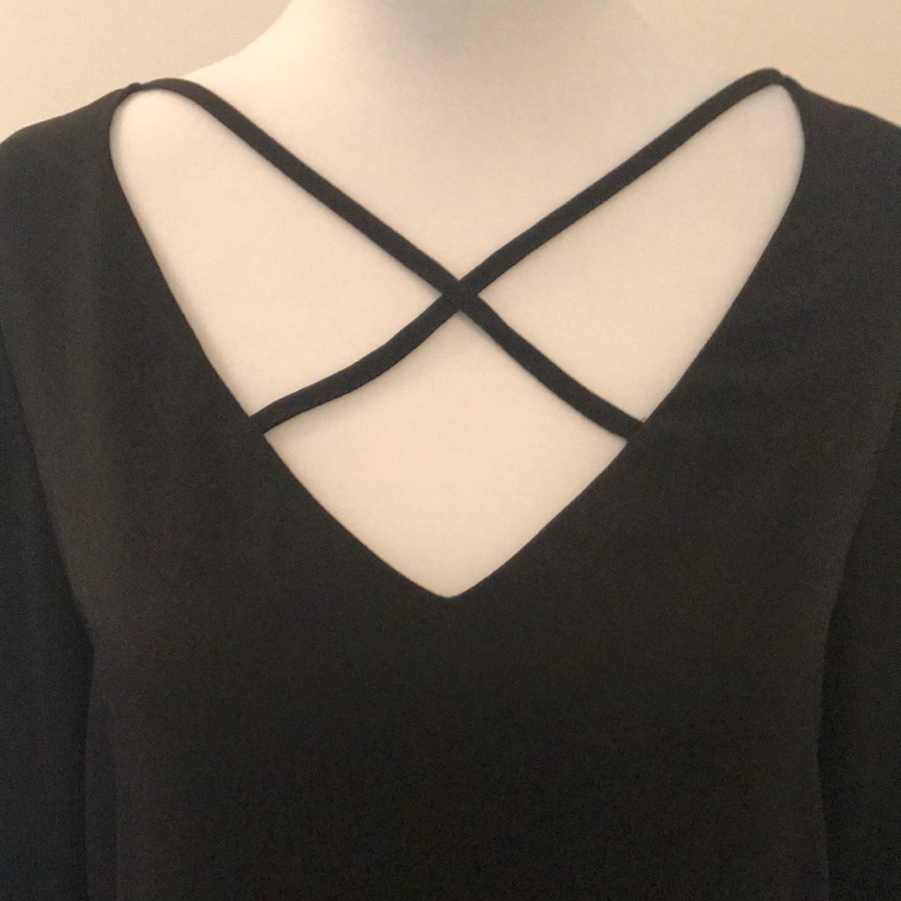Design Lab Black Top - Picture 2 of 5